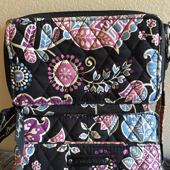 VERA BRADLEY WRISTLET WALLET - Picture 7 of 8